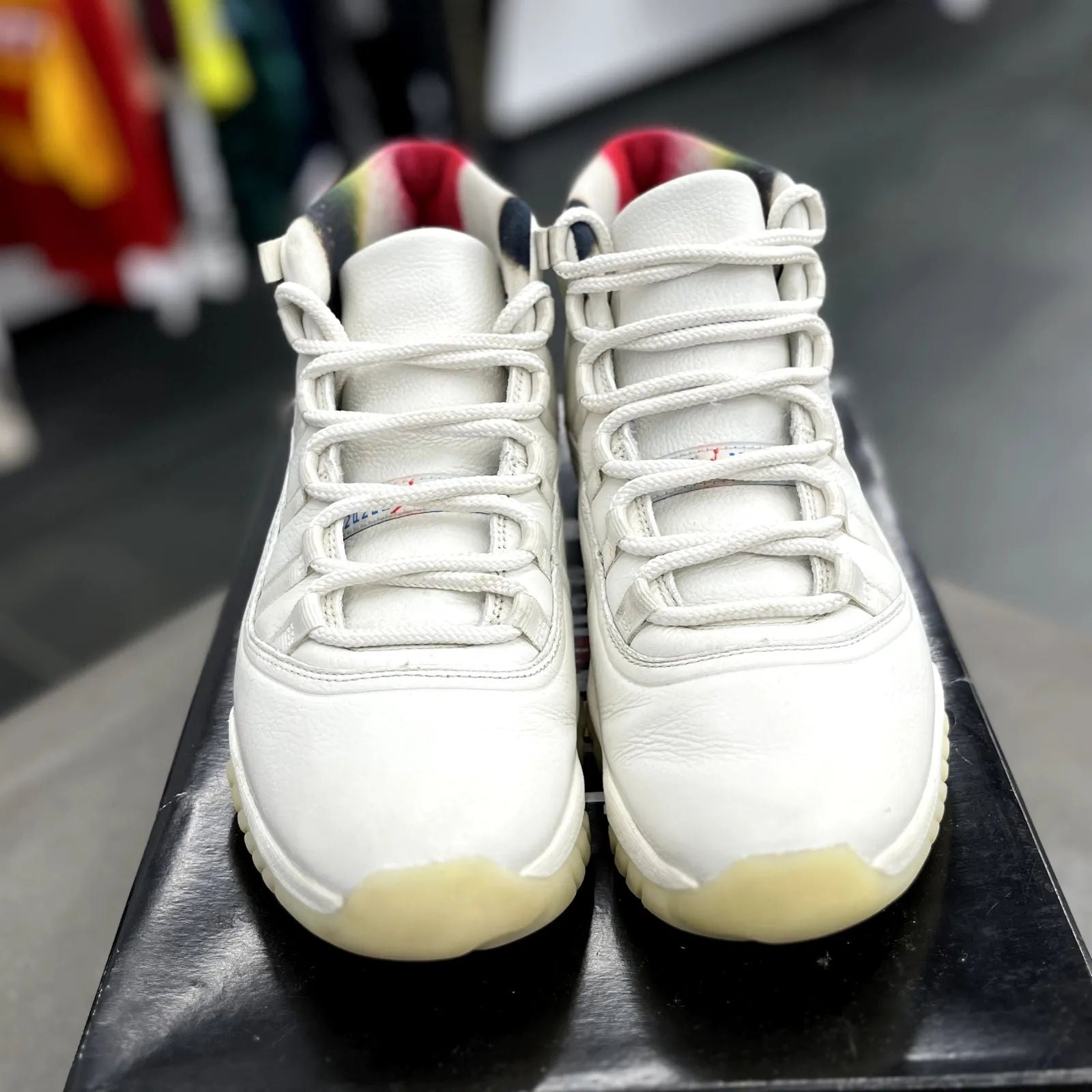 Jordan 11 Retro 285 - Preowned