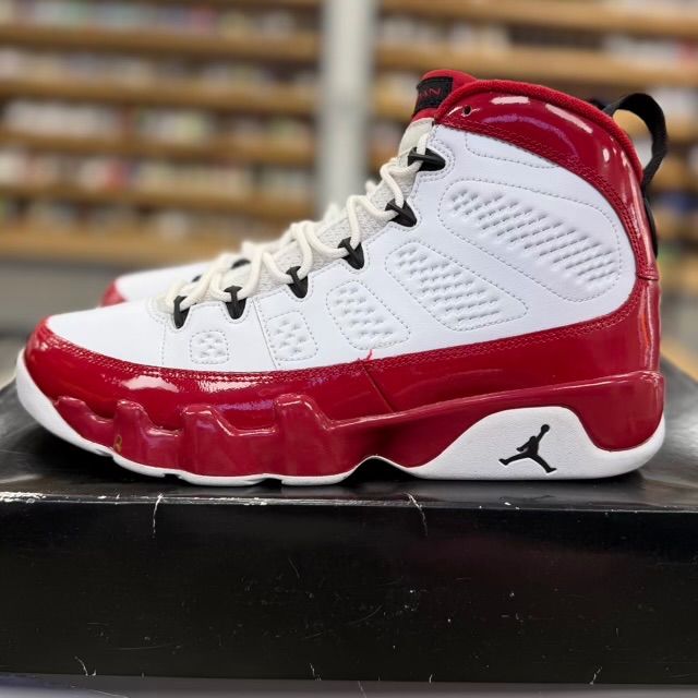 Jordan 9 Retro White Gym Red - Preowned