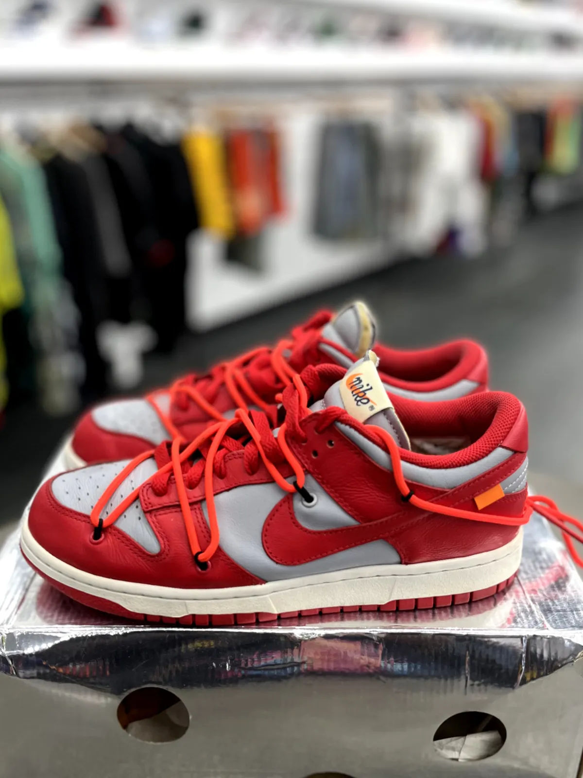 Nike Dunk Low Off-White University Red - Preowned