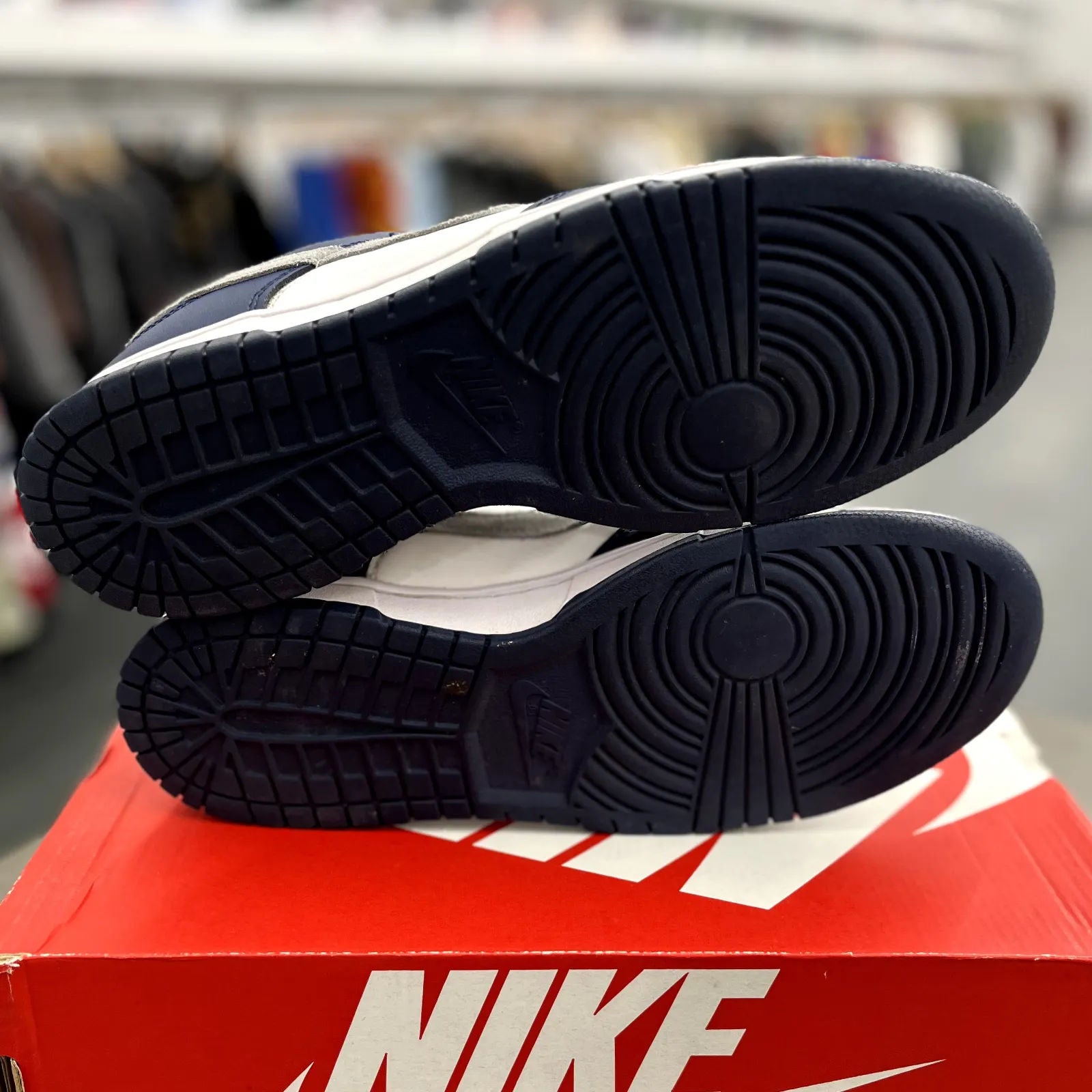 Nike Dunk Low Summit White Midnight Navy - Preowned