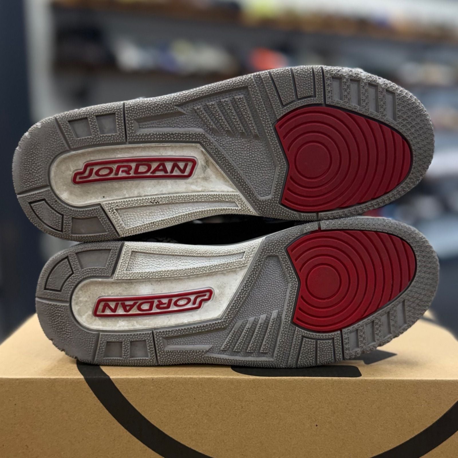 Jordan 3 Retro Black Cement (2018) (GS) - Preowned