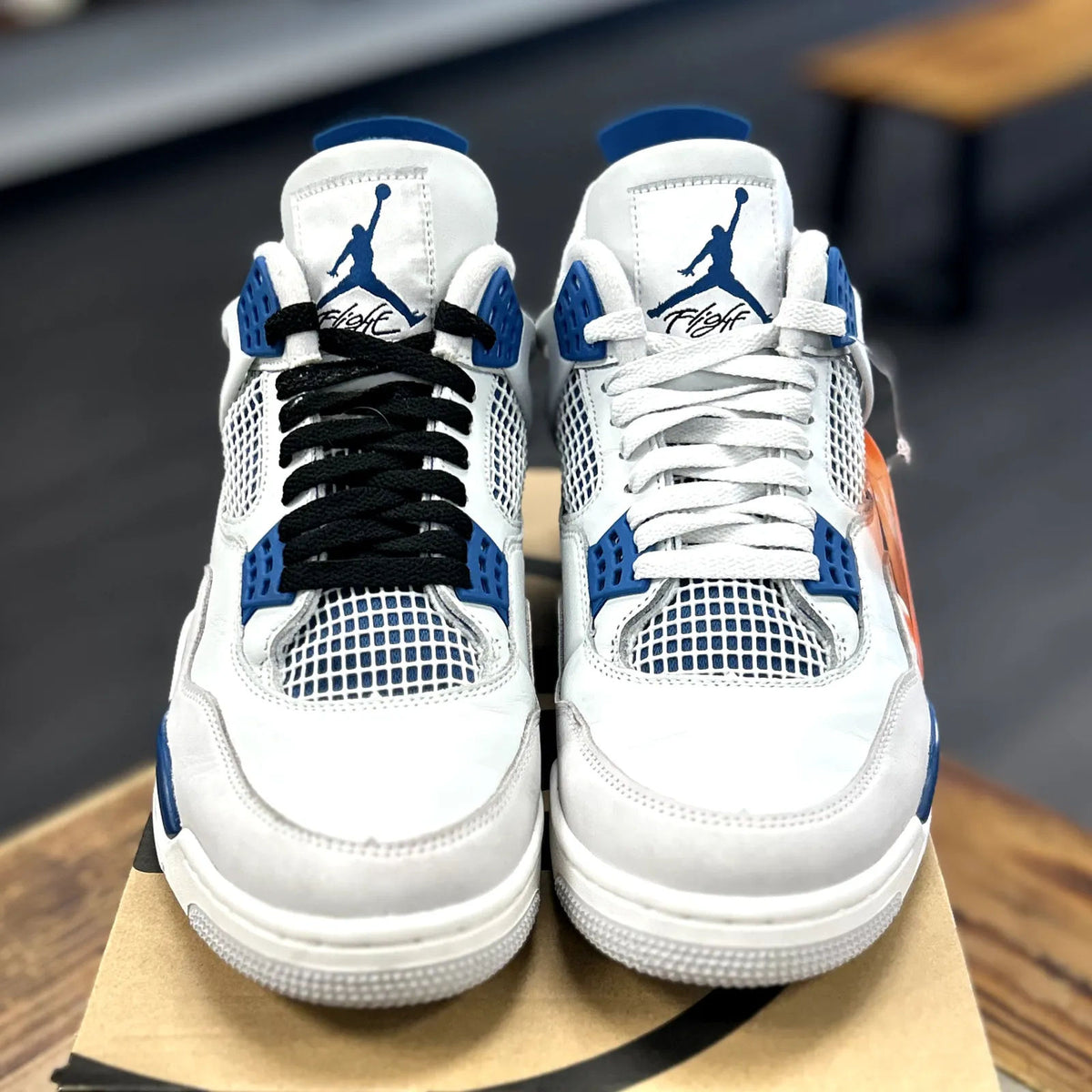 Jordan 4 Retro Military Blue (2024) - Preowned