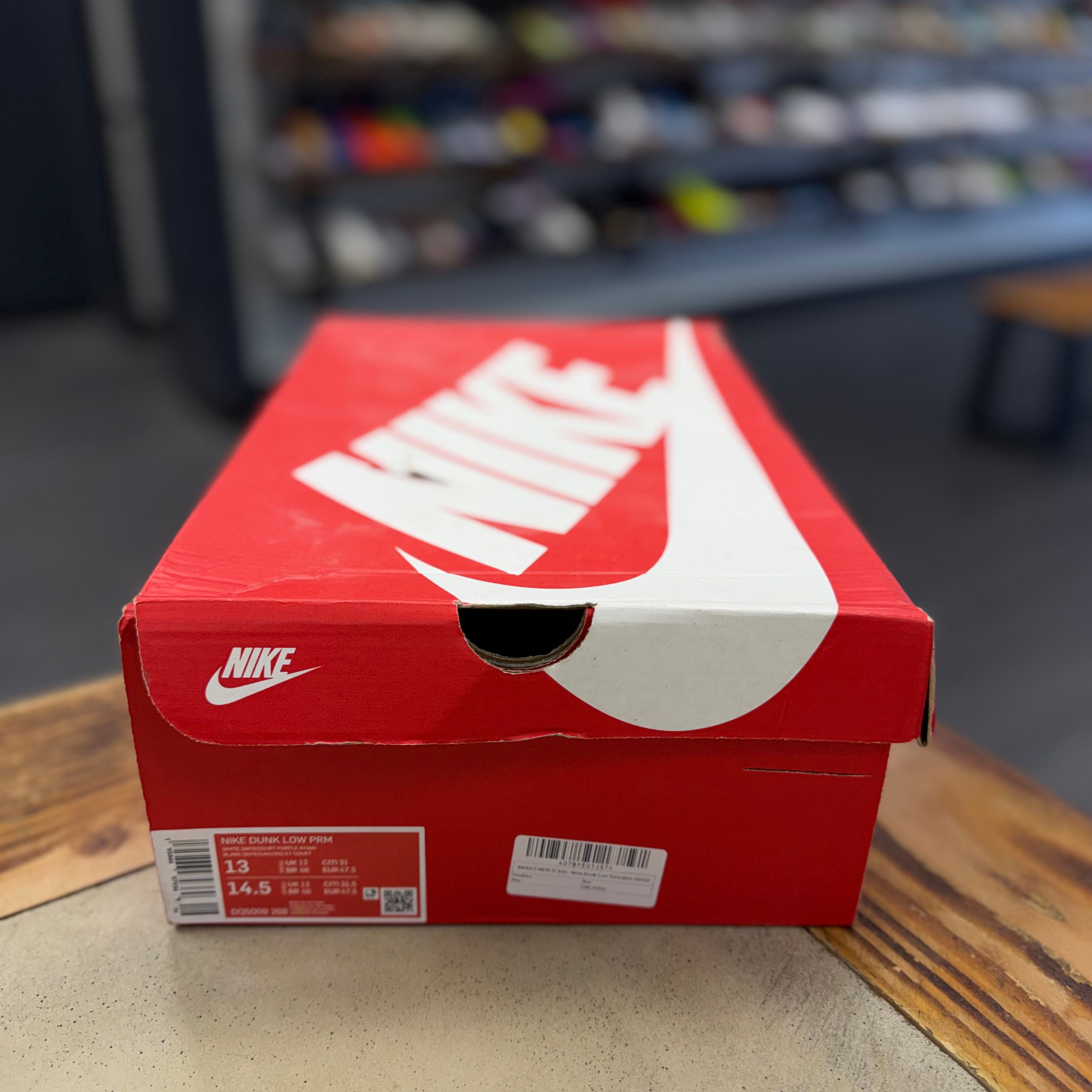 BRAND NEW STEAL - Nike Dunk Low Setsubun (2022)