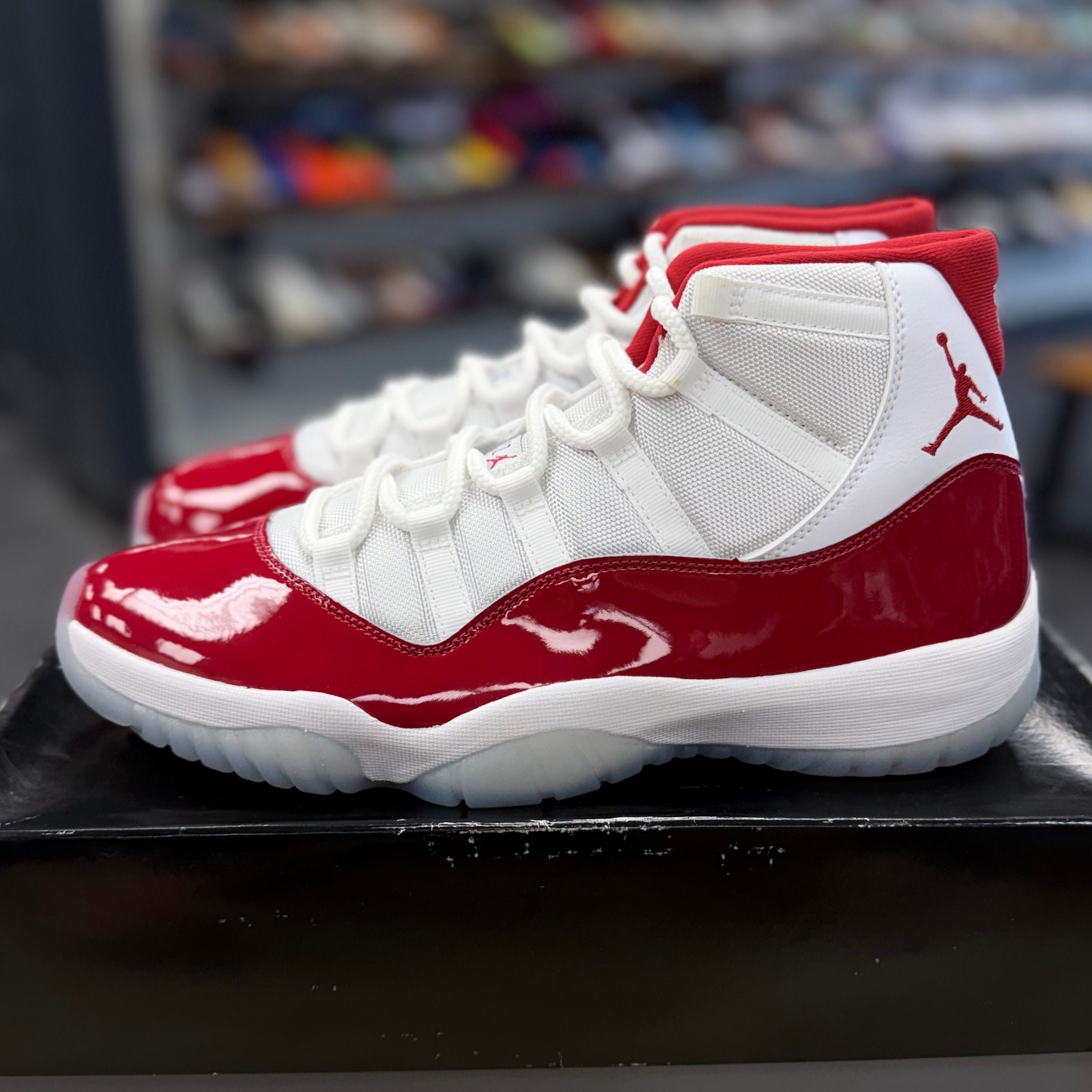 BRAND NEW STEAL - Jordan 11 Retro Cherry (2022)
