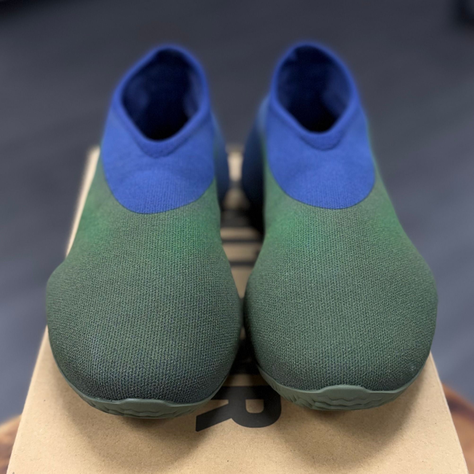 BRAND NEW STEAL - adidas Yeezy Knit RNR Faded Azure