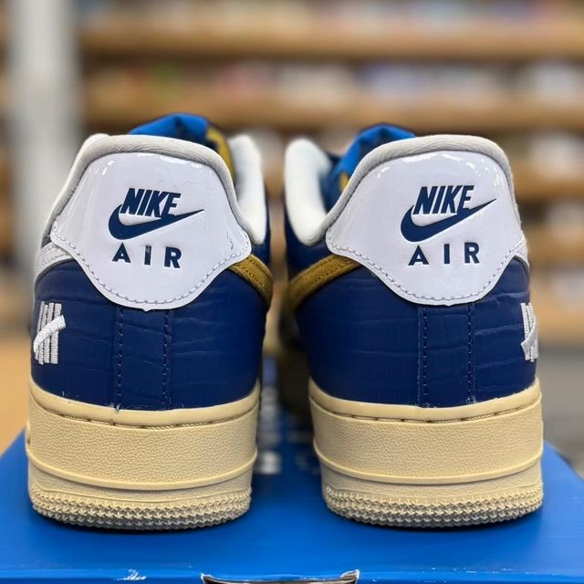 Nike Air Force 1 Low SP Undefeated 5 On It Blue Yellow Croc - Preowned