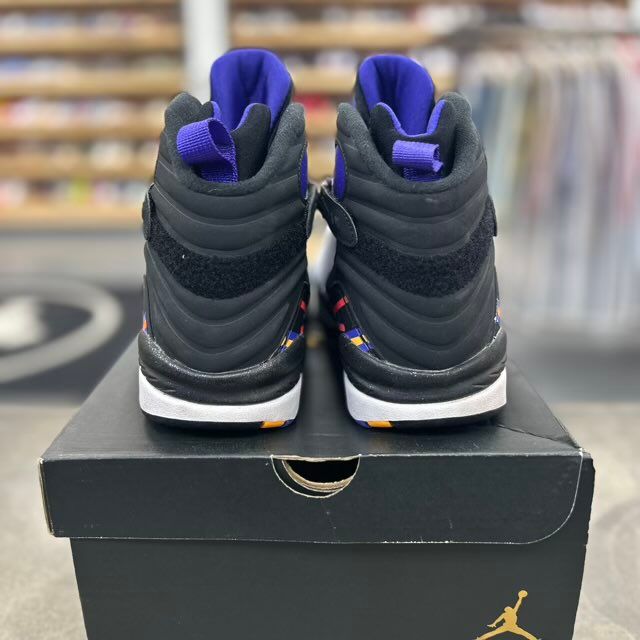Jordan 8 Retro Three Peat - Preowned