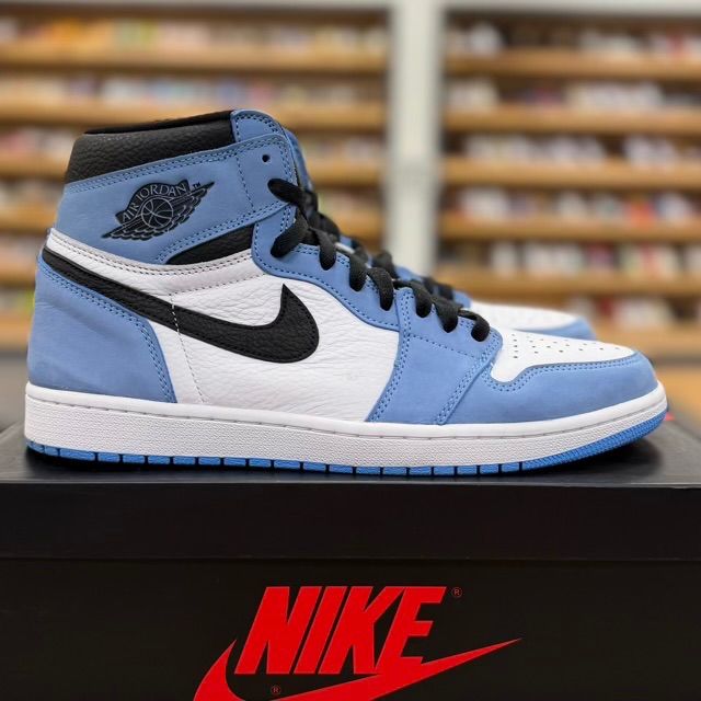 Jordan 1 Retro High OG University Blue - Preowned