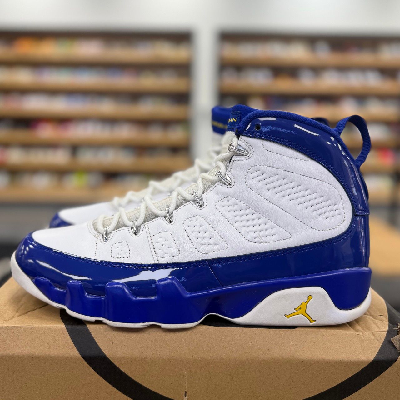 Jordan 9 Retro Kobe Bryant PE - Preowned