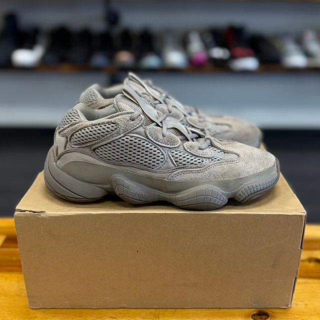 adidas Yeezy 500 Ash Grey - Preowned