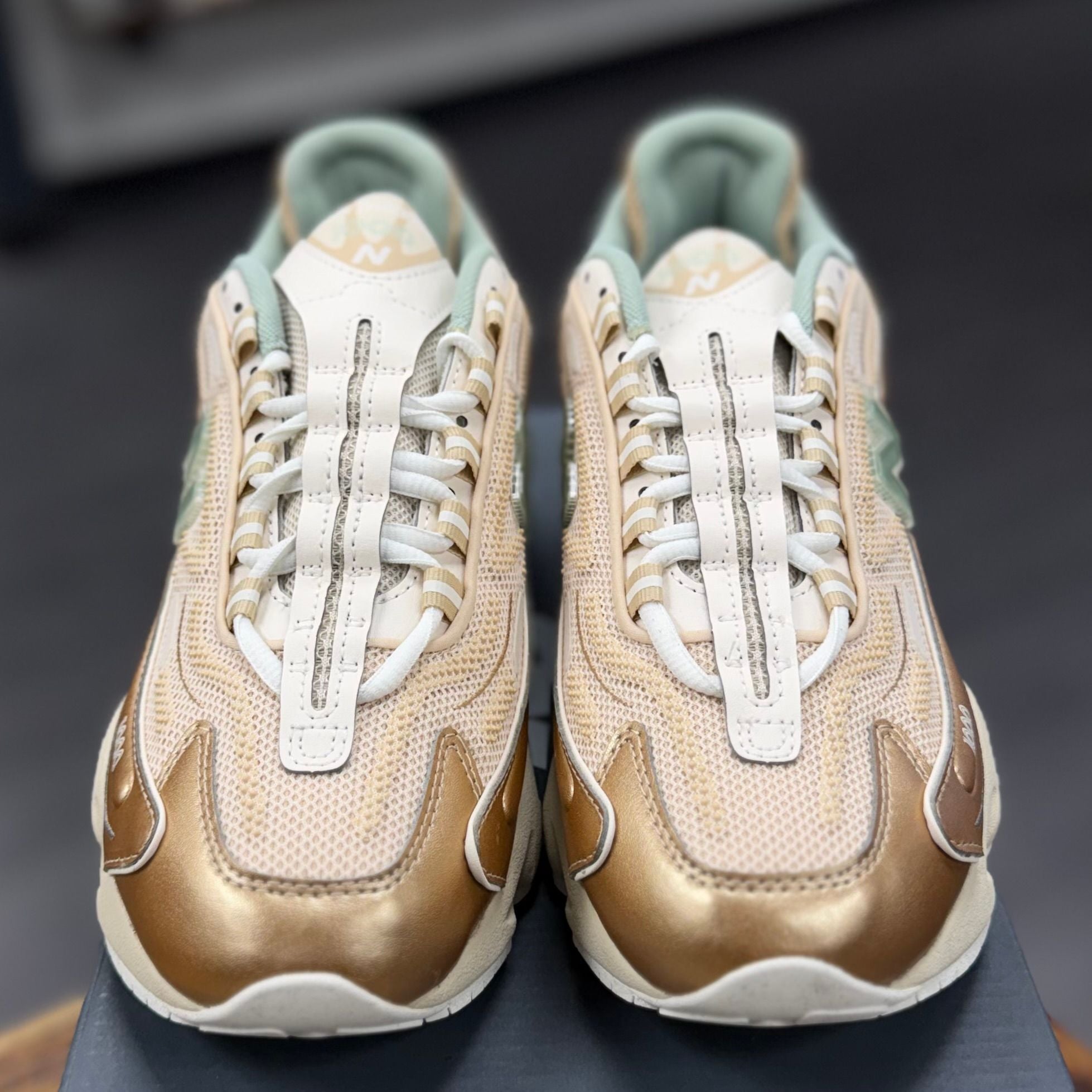 BRAND NEW STEAL - New Balance 1000 Desert Clay