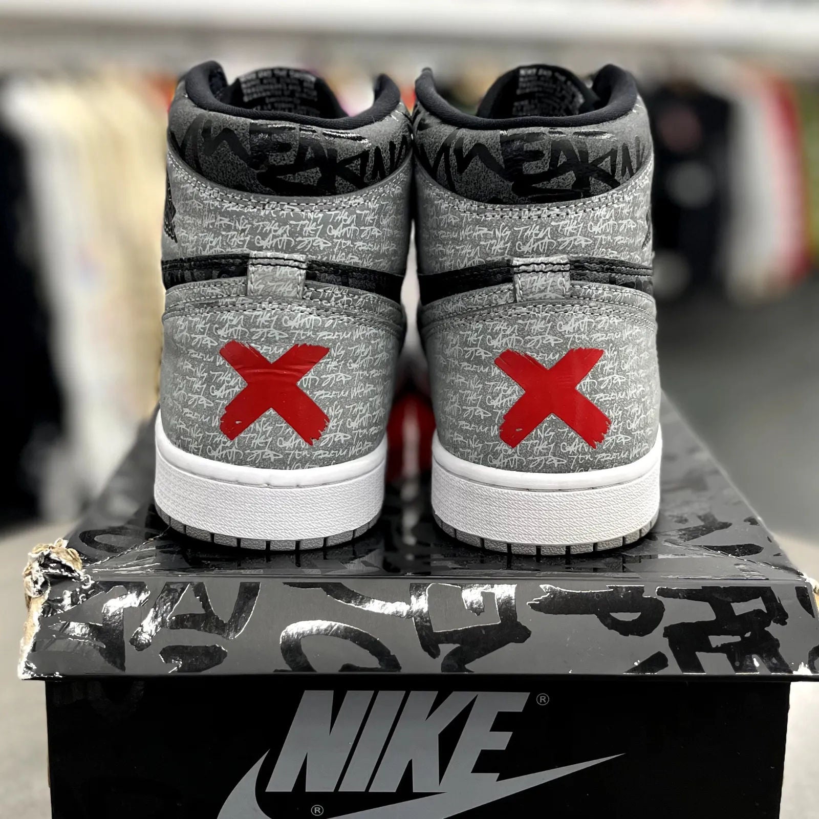 Jordan 1 Retro High OG Rebellionaire - Preowned