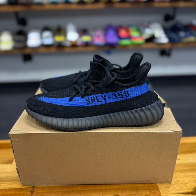 adidas Yeezy Boost 350 V2 Dazzling Blue - Preowned