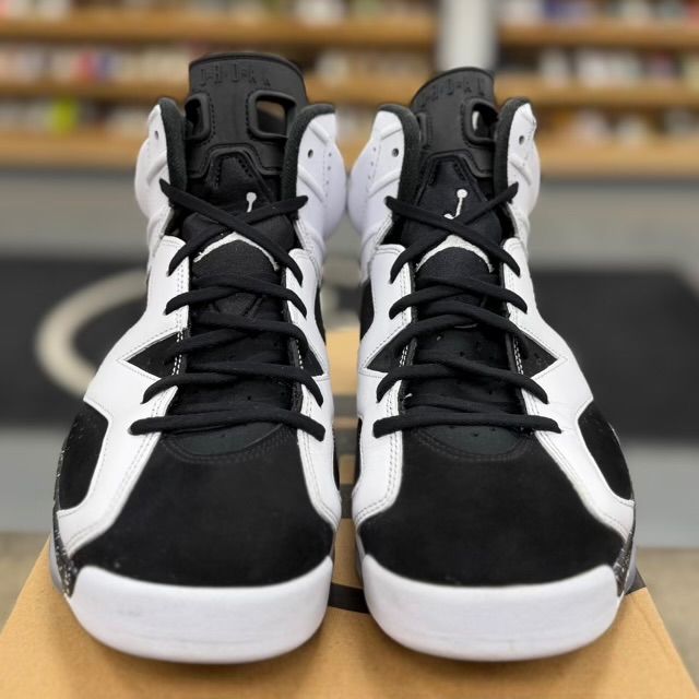 Jordan 6 Retro Oreo (2026) - Preowned