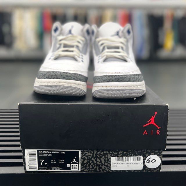 Jordan 3 Retro Midnight Navy (GS) - Preowned