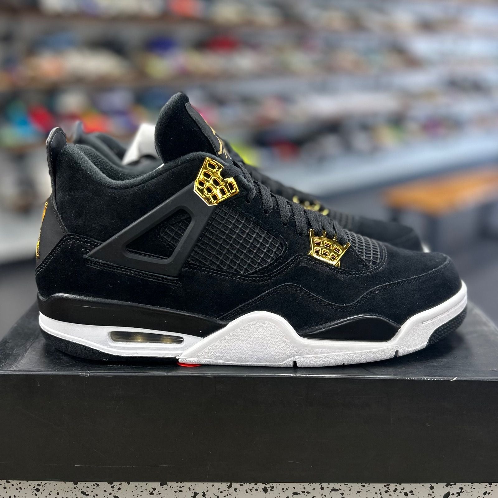 Jordan 4 Retro Royalty - Preowned