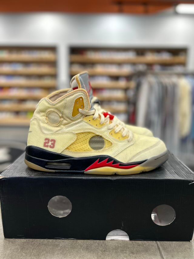 Jordan 5 Retro Off-White Sail - Preowned