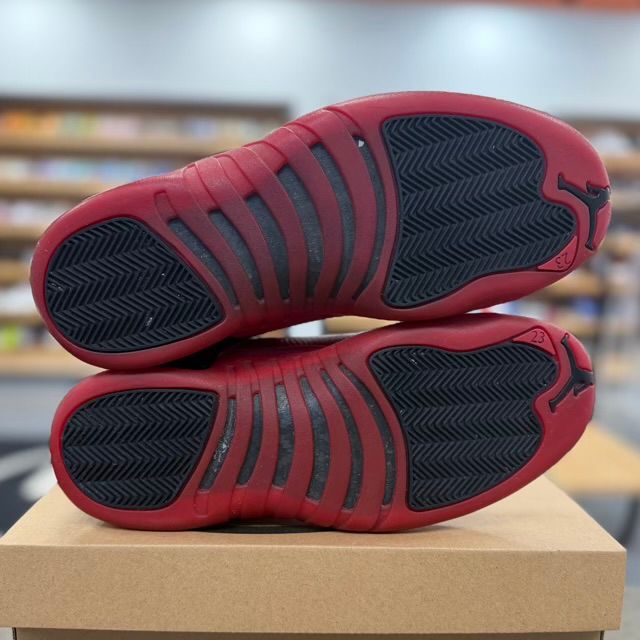 Jordan 12 Retro Flu Game (2016) - Preowned