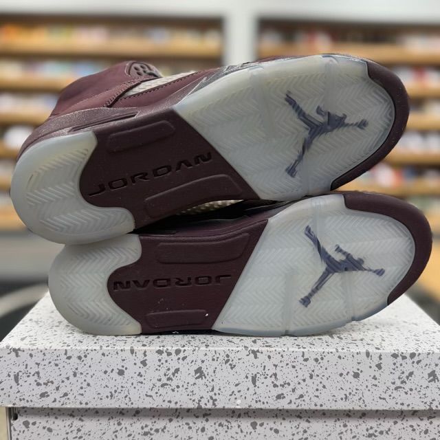 Jordan 5 Retro Burgundy (2023) (GS) - Preowned