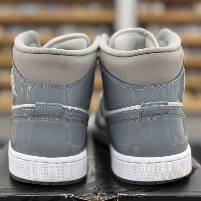 Jordan 1 Mid SE White Medium Grey Cool Grey - Preowned