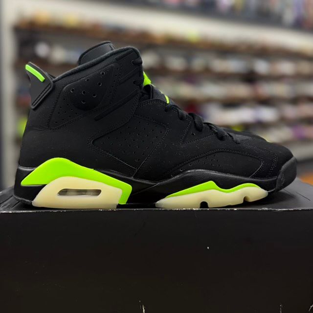 Jordan 6 Retro Electric Green - Preowned