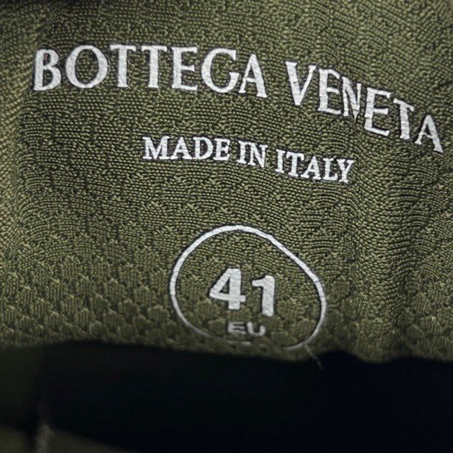 Bottega Veneta Orbit Mud White - Preowned