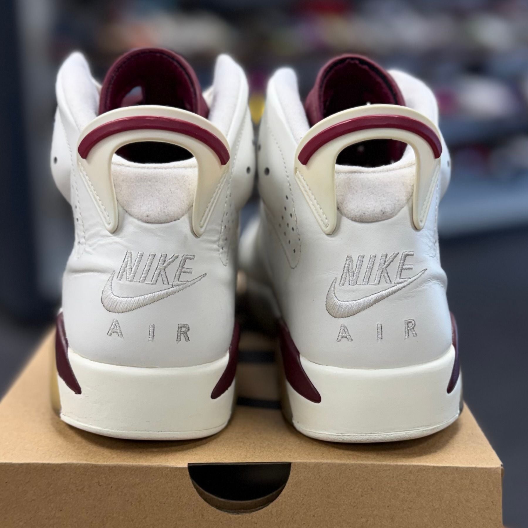 Jordan 6 Retro Maroon (2015) - Preowned