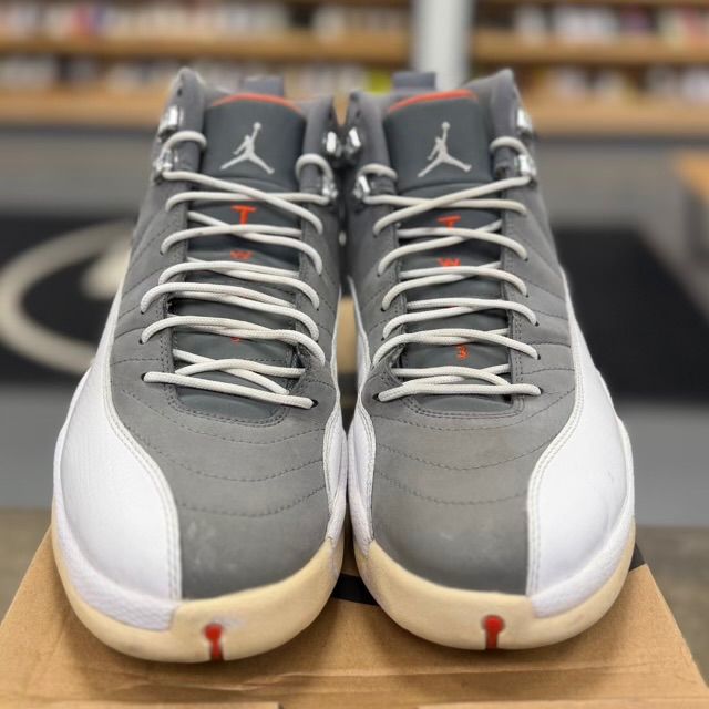 Jordan 12 Retro Cool Grey - Preowned