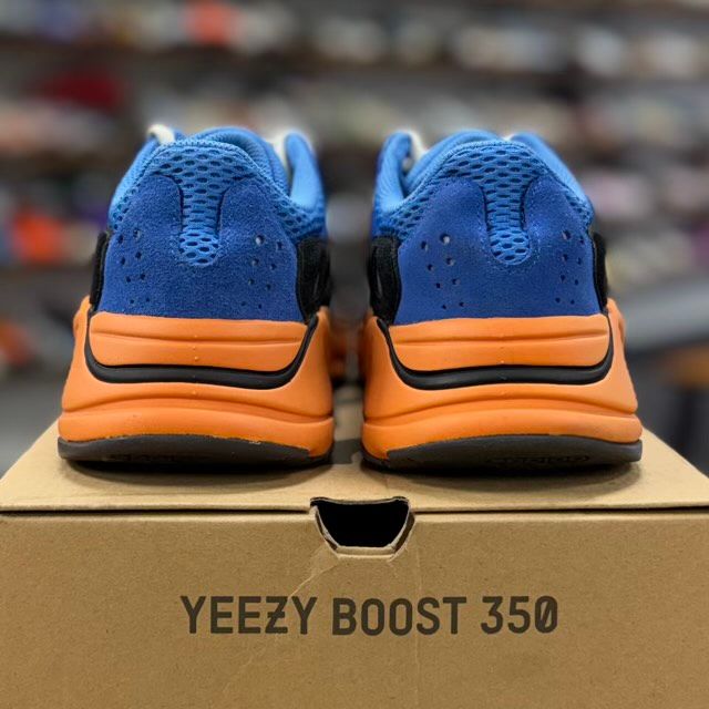 adidas Yeezy Boost 700 Bright Blue - Preowned