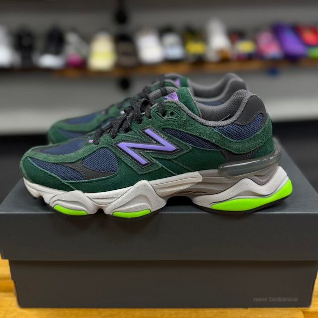 New Balance 9060 Nightwatch - Preowned