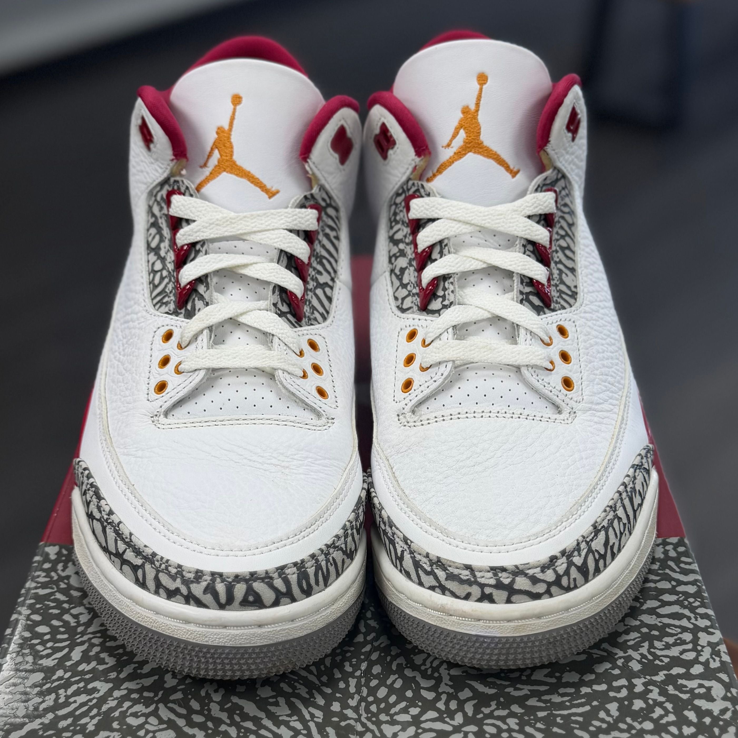 Jordan 3 Retro Cardinal Red - Preowned