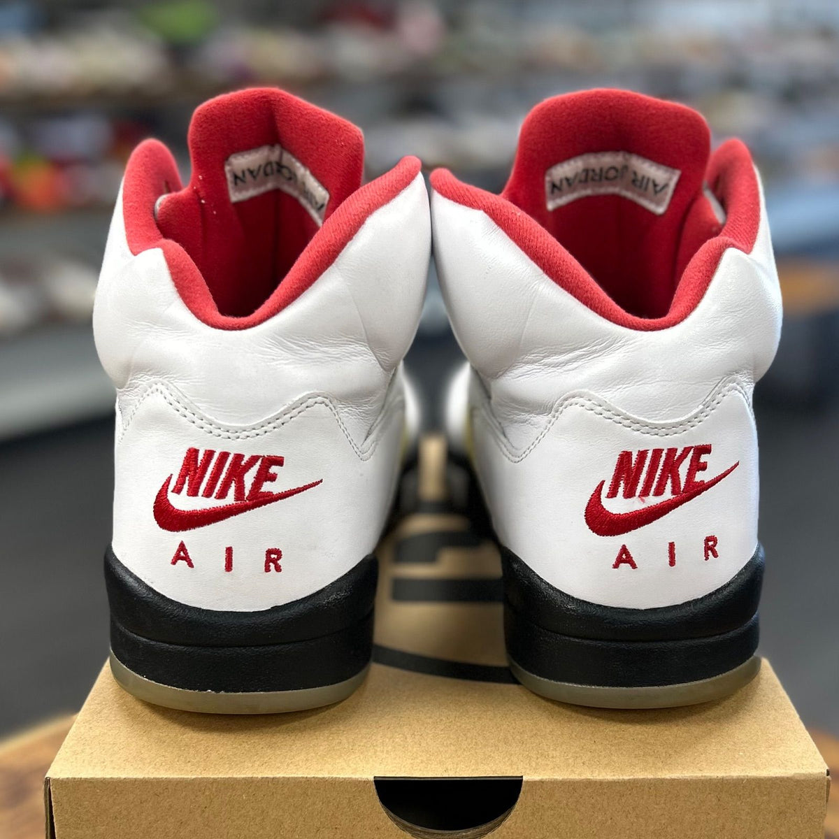Jordan 5 Retro Fire Red Silver Tongue (2020) - Preowned