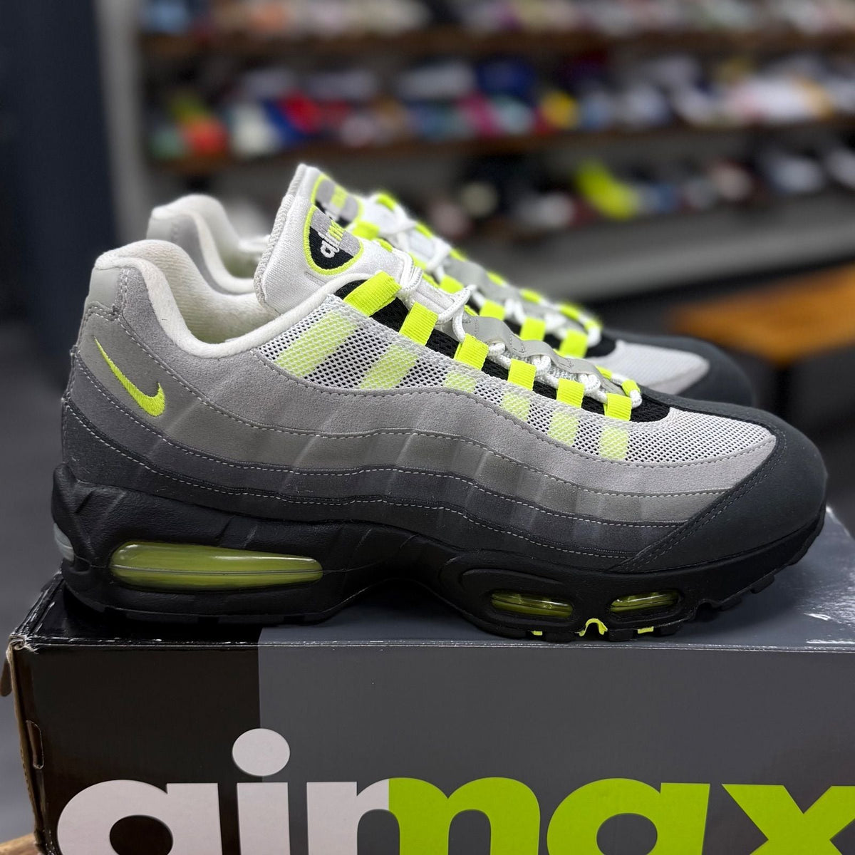Nike Air Max 95 OG Big Bubble Neon (2025/2026) - Preowned