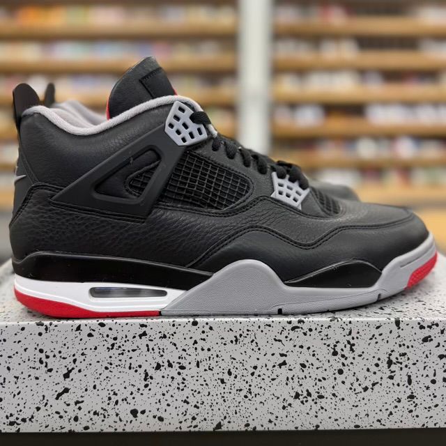Jordan 4 Retro Bred Reimagined - Preowned