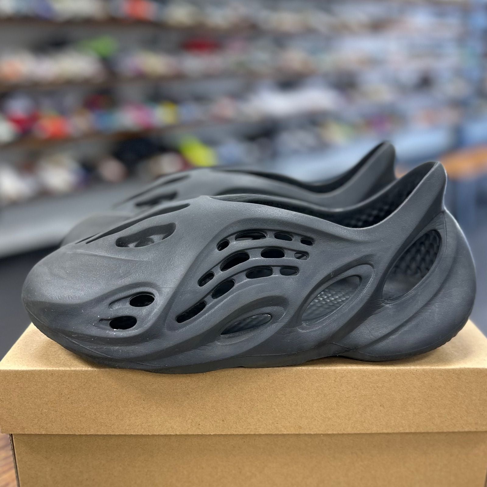 adidas Yeezy Foam RNR Onyx - Preowned