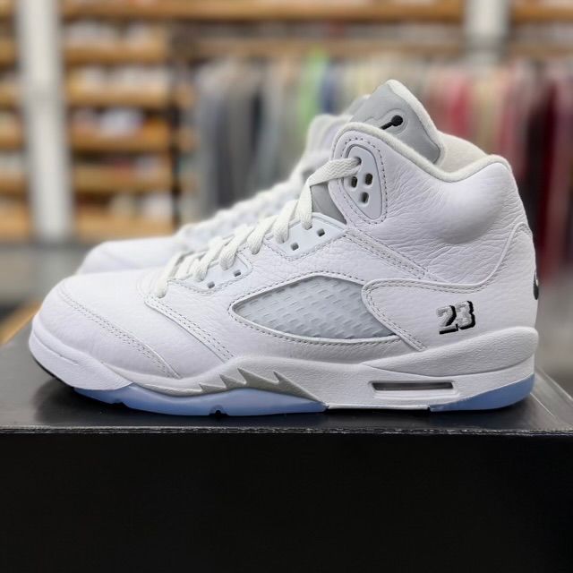 Jordan 5 Retro White Metallic (2026) (GS) - Preowned