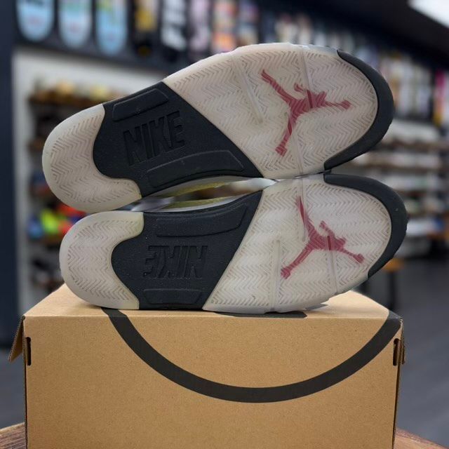 Jordan 5 Retro Fire Red Silver Tongue (2020) - Preowned