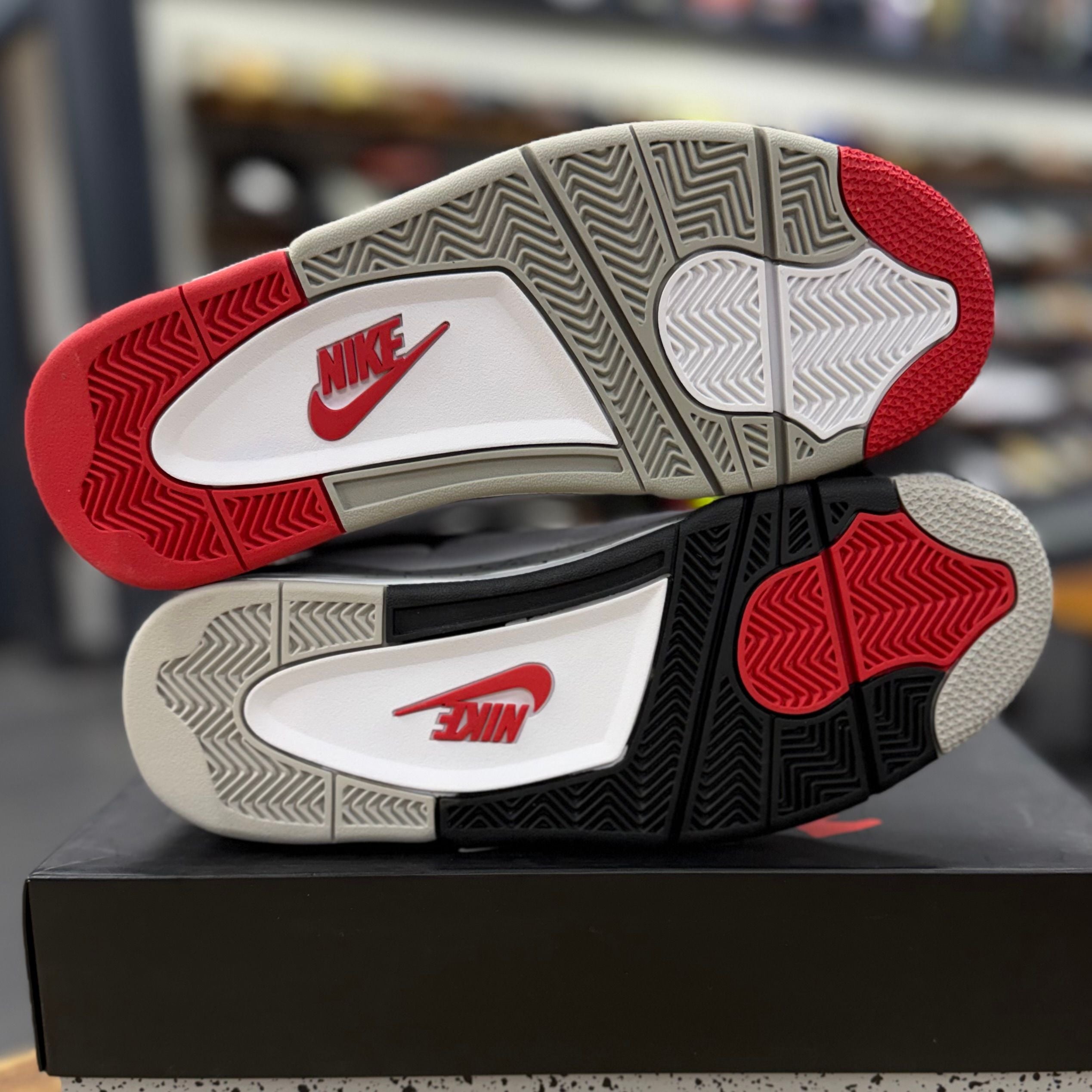 BRAND NEW STEAL - Jordan 4 Retro What The