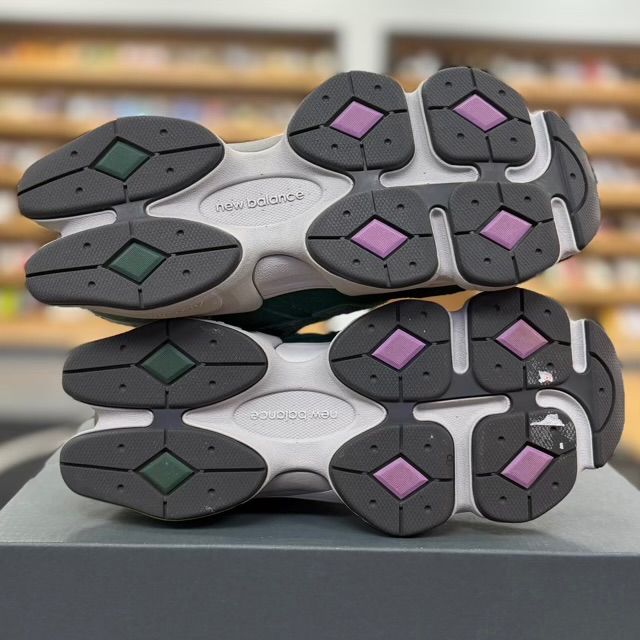 New Balance 9060 Nightwatch - Preowned