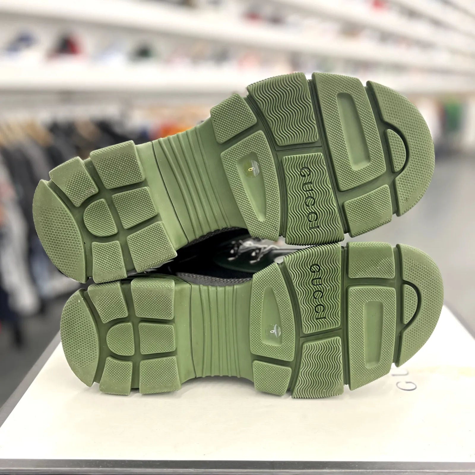 Gucci Flashtrek SEGA Green - Preowned