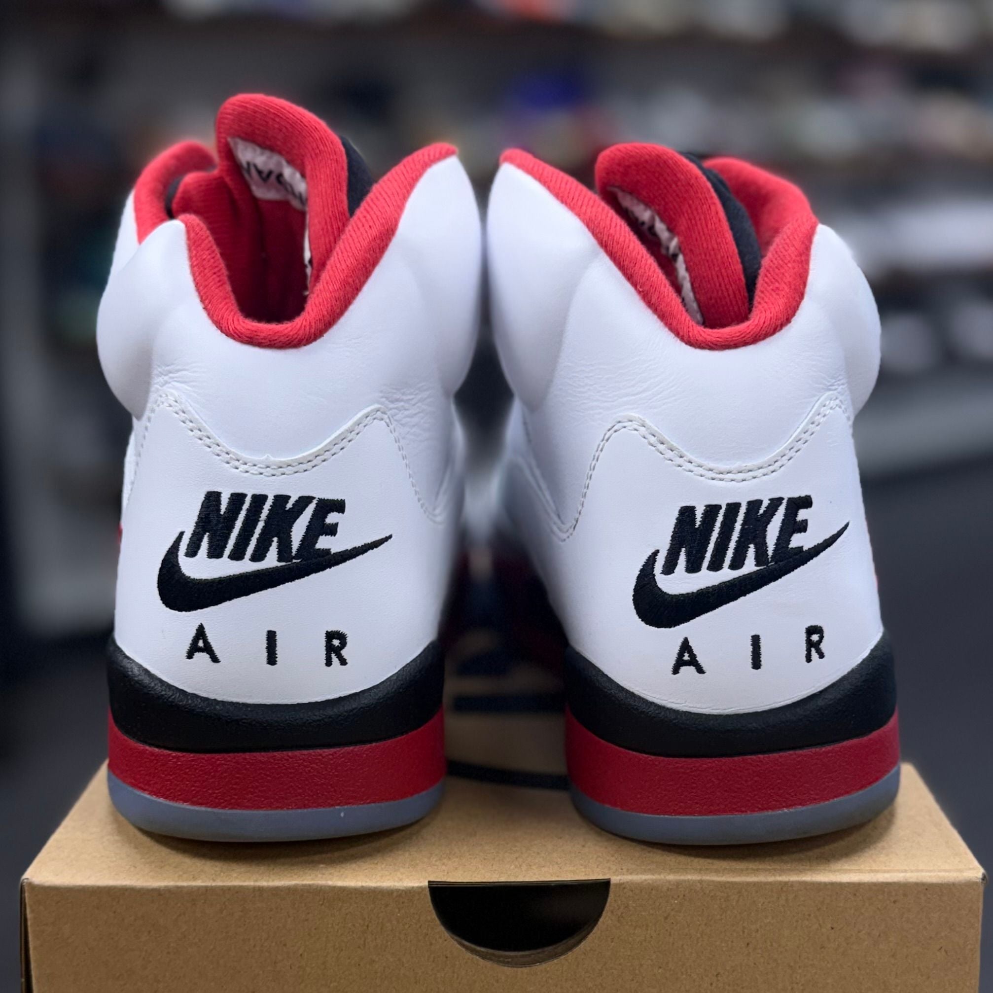 Jordan 5 Retro Fire Red Black Tongue (2025) - Preowned