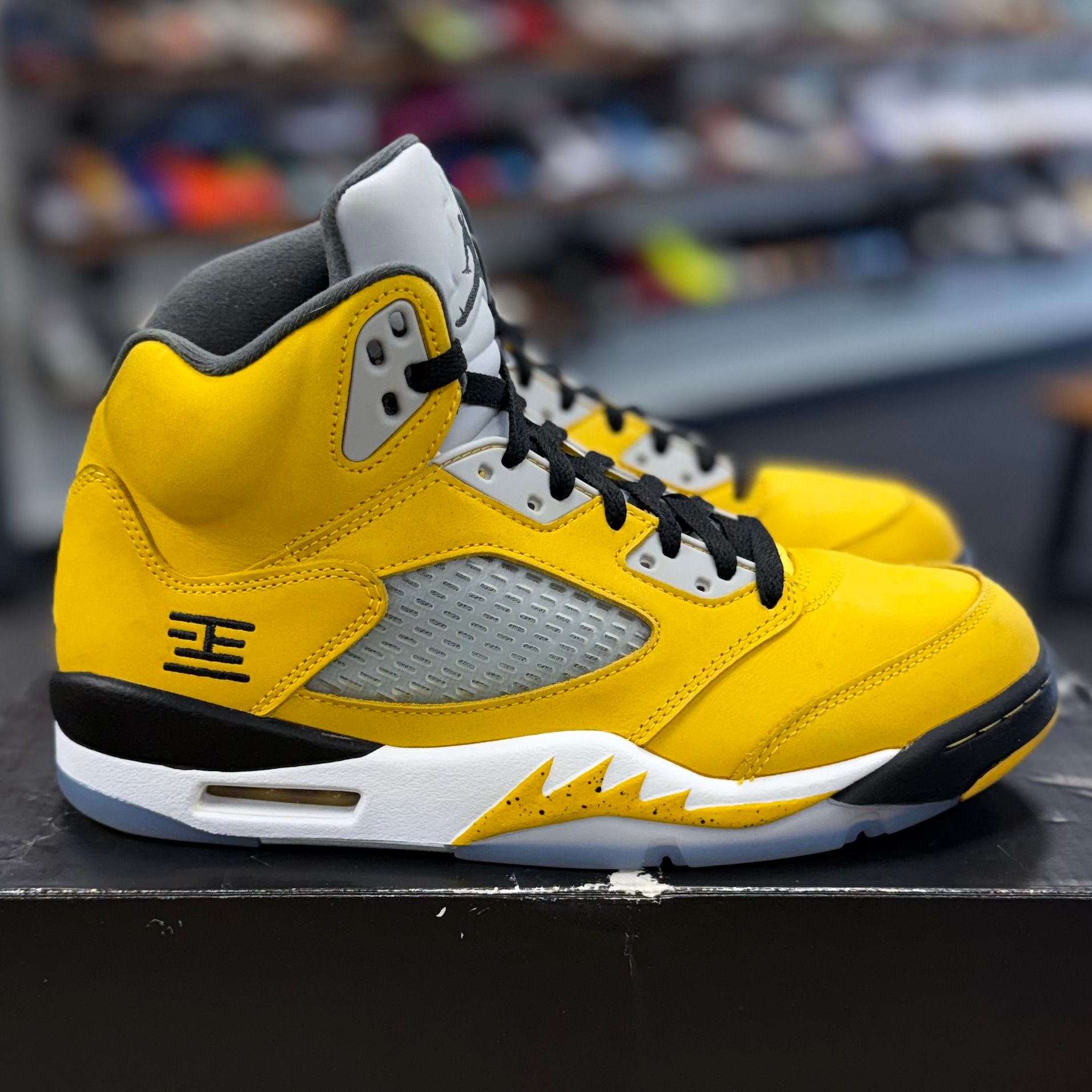 Jordan 5 Retro Tokyo T23 (2025) - Preowned