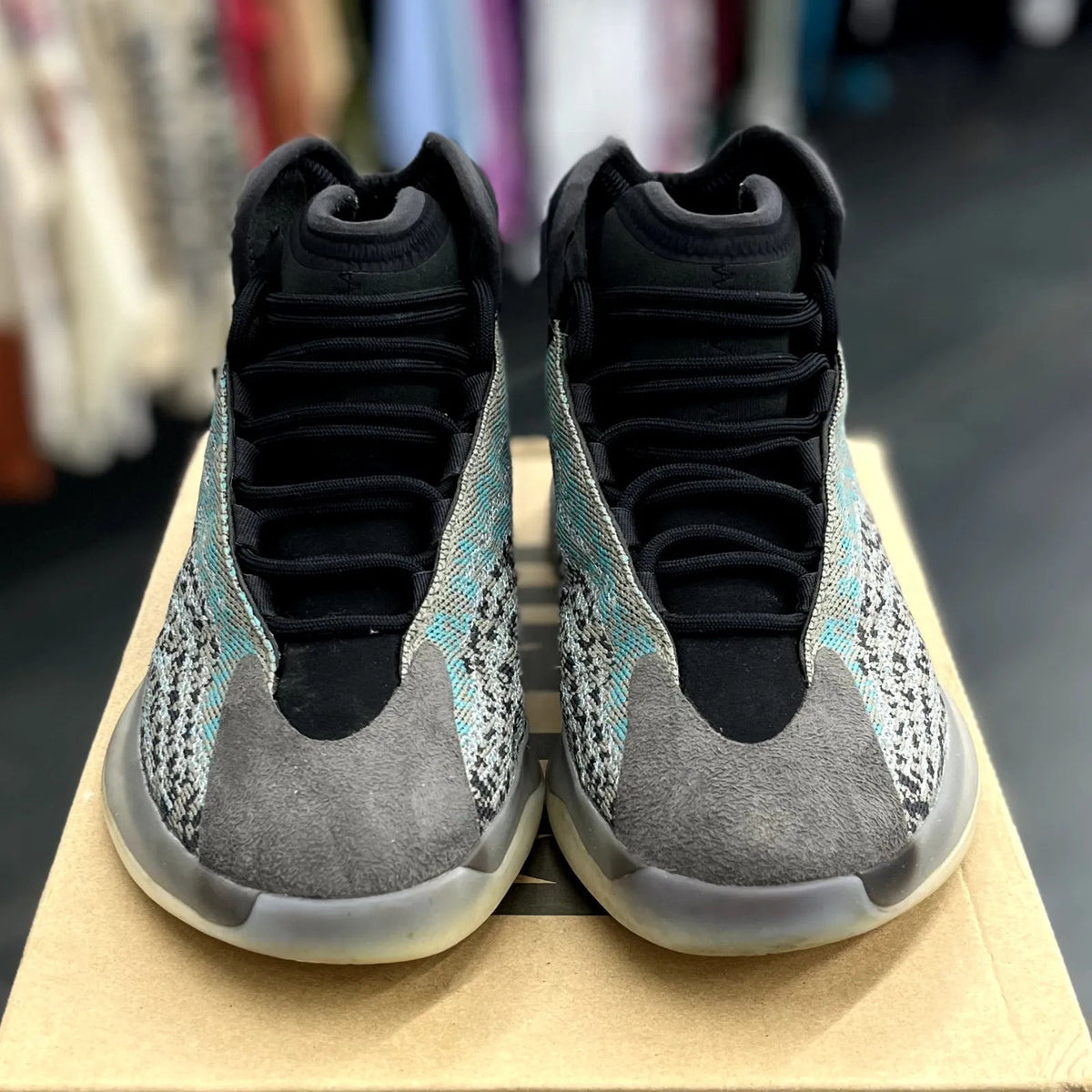 adidas Yeezy QNTM Teal Blue - Preowned