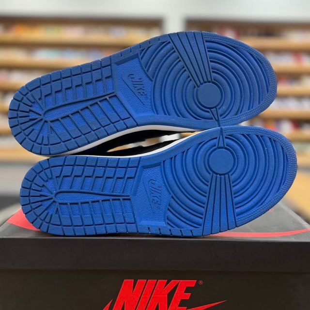 Jordan 1 Retro Royal (2017) - Preowned