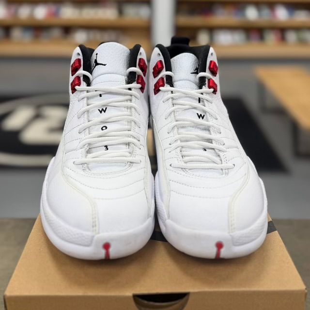 Jordan 12 Retro Twist - Preowned