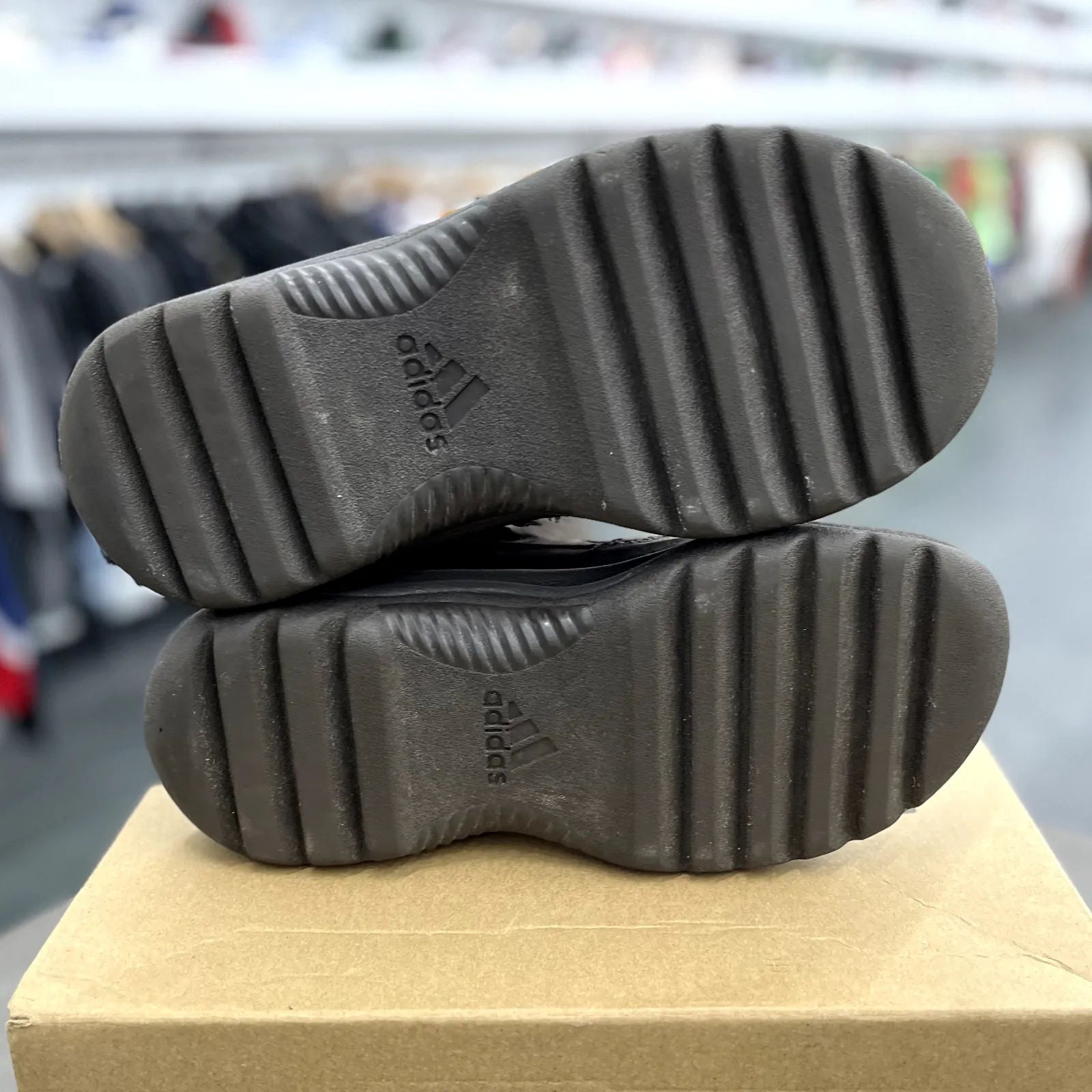 adidas Yeezy Desert Boot Oil - Preowned