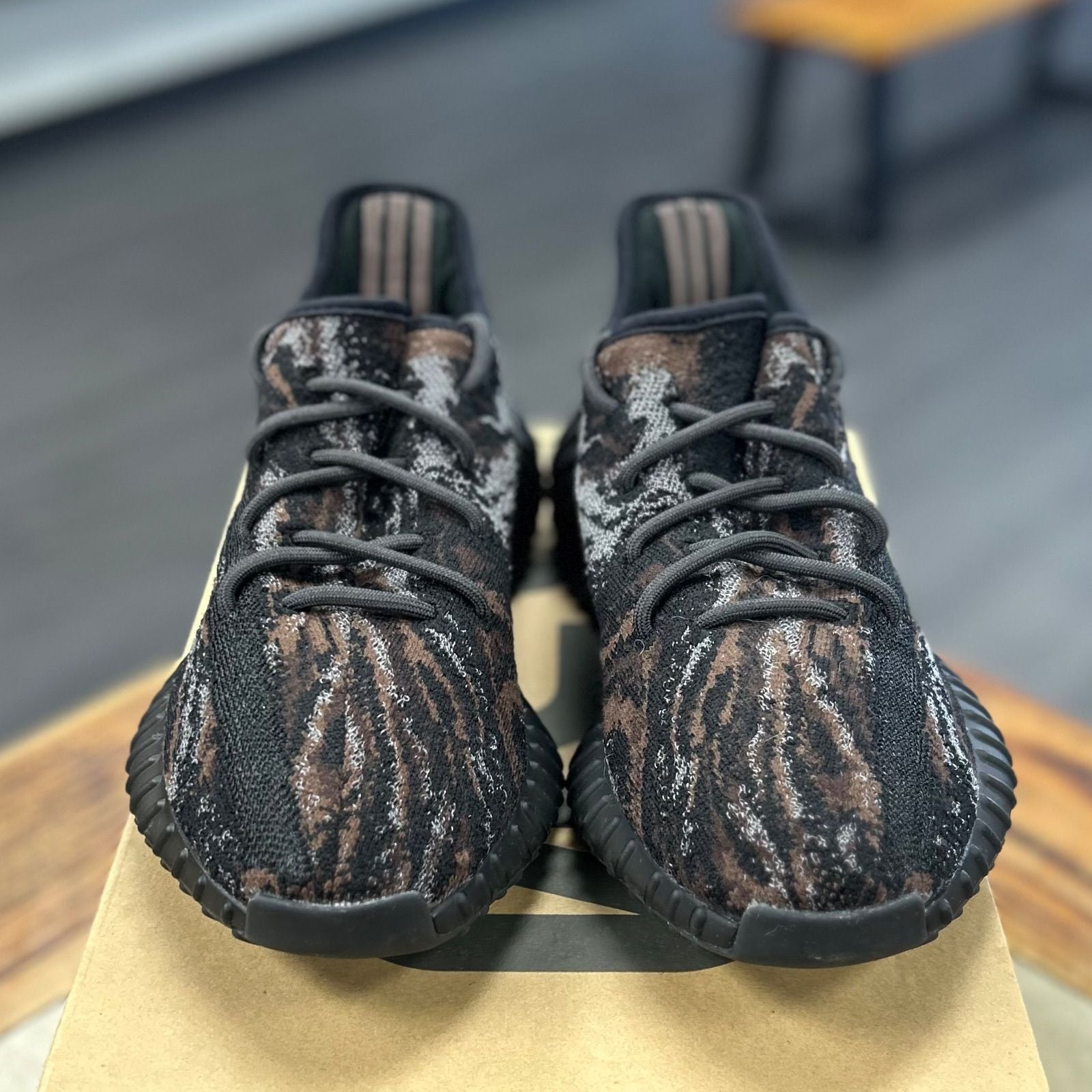 adidas Yeezy Boost 350 V2 MX Rock - Preowned