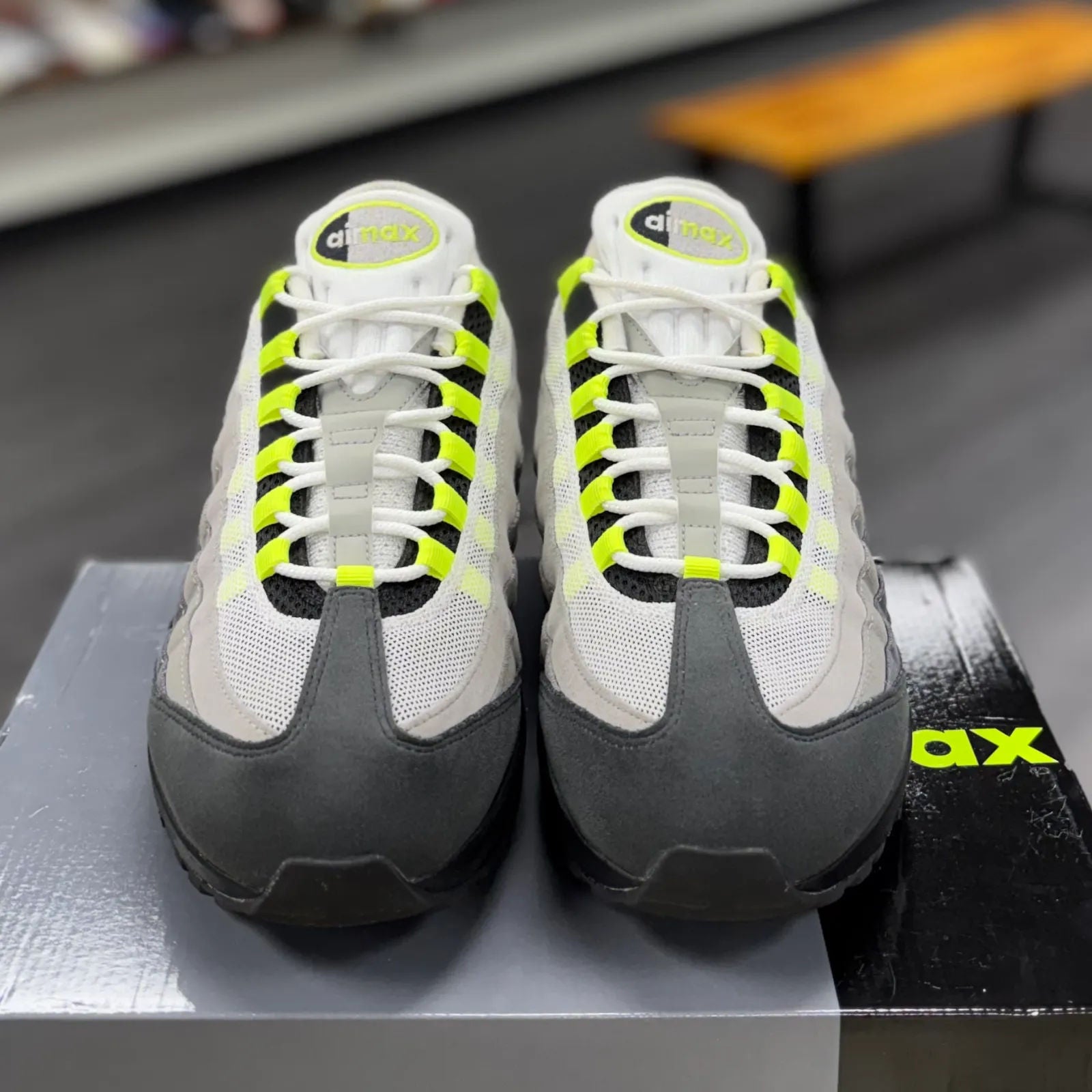 Nike Air Max 95 OG Big Bubble Neon (2025/2026) - Preowned