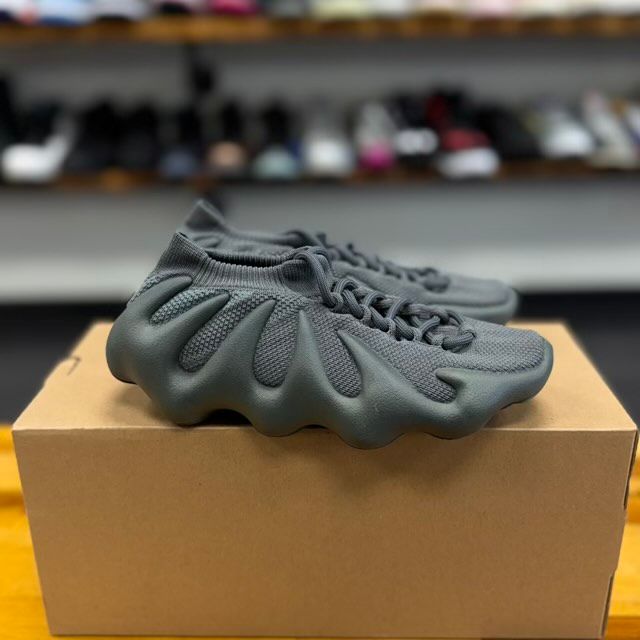 adidas Yeezy 450 Stone Teal - Preowned