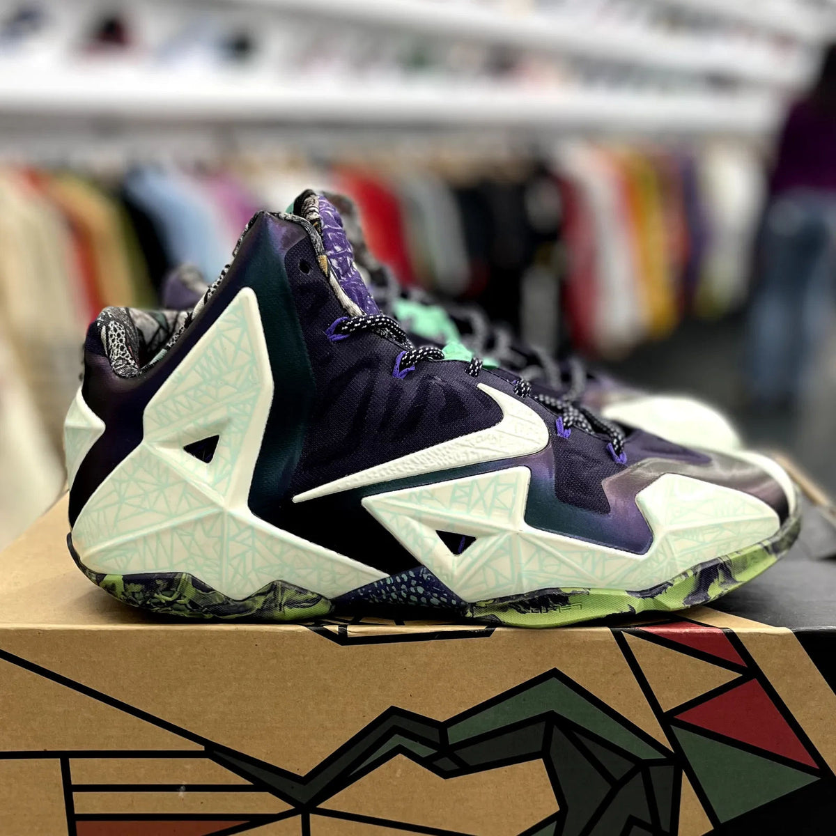 Nike LeBron 11 NOLA Gumbo League Gator King - Preowned
